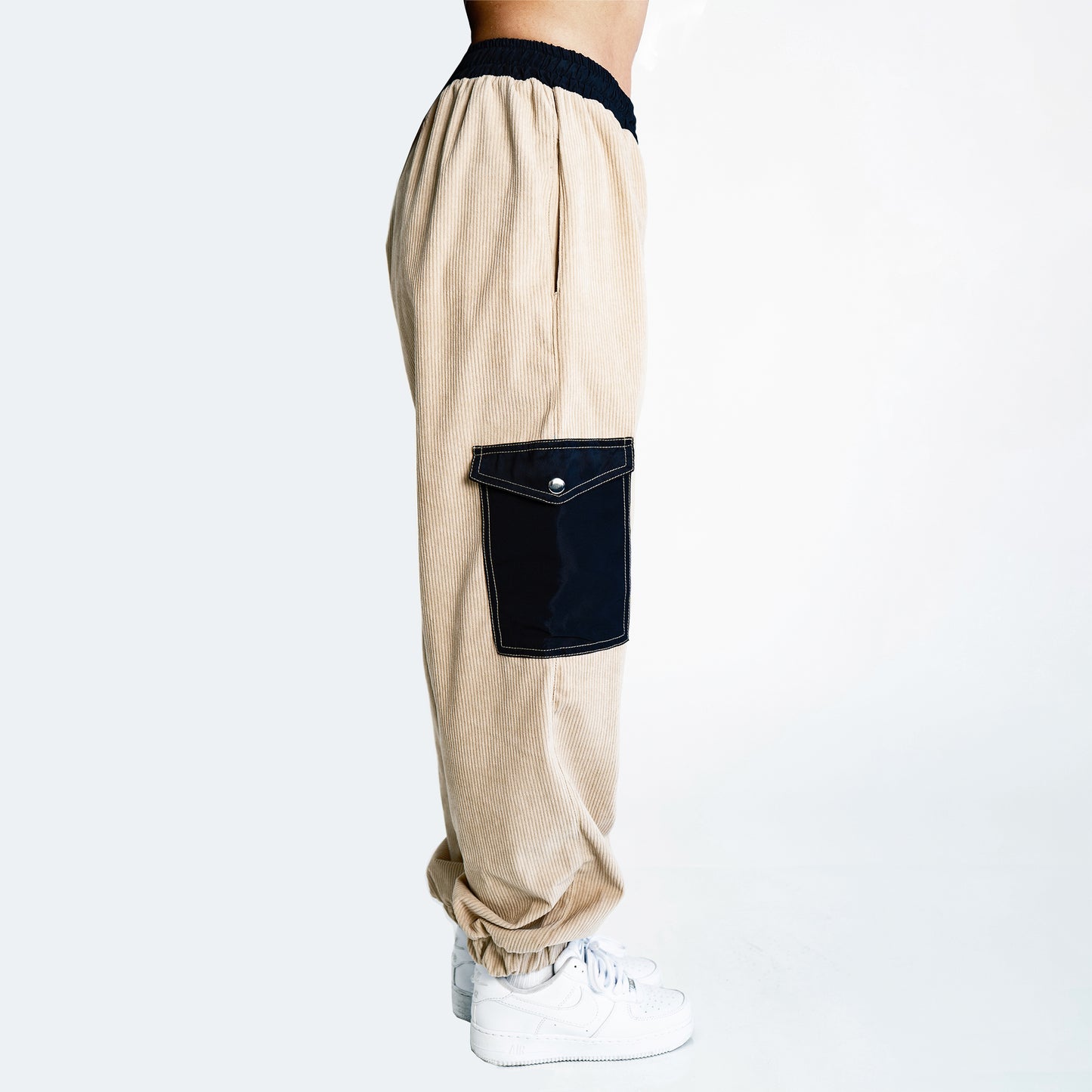 Pantalón Cargo Pana Beige