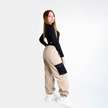 Pantalón Cargo Pana Beige
